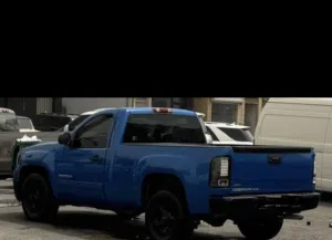 Used GMC Sierra in Farwaniya