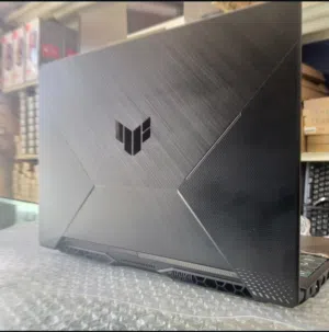 مطلوب لابتب اسس روج i7 الجيل العاشر كرت الشاشة منفصل 4
