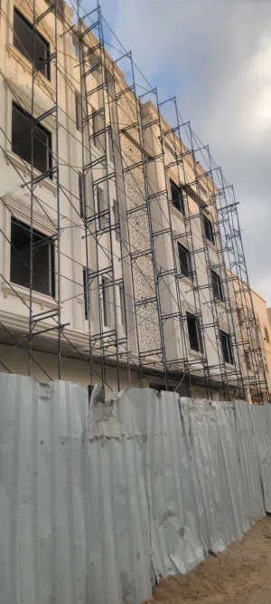 سقالات ناطحات السحاب لتأجير السقالات