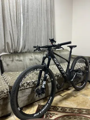 Scott spark  2022 29 L 1550