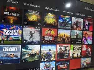 مع حساب العاب يضم اكثر من 15 لعبة Xbox one نظيف