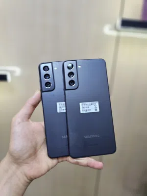 Samsung Galaxy S21 FE 5G 128 GB in Sana'a