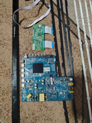 بيع كرت شاشه ولوازمها الشاشه واطار بوصه 50