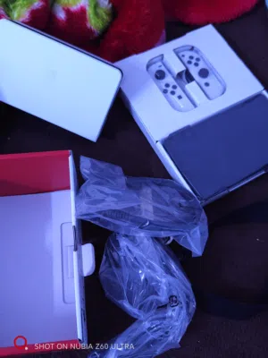 Selling Nintendo switch oled 512gb  1200sr