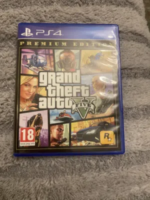 Cd gta مستعمل بحاله الوكاله
