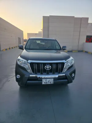 Used 2015 Toyota Prado TXL SUV with GCC Specs, 7 Seats, Advanced Tech Features