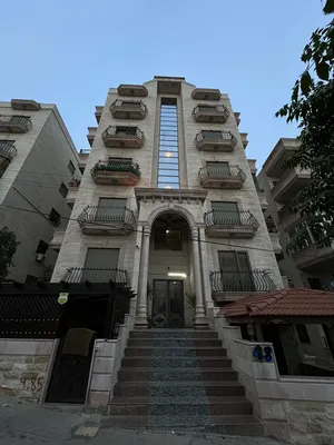 148 m2 3 Bedrooms Apartments for Sale in Amman Dahiet Al-Istiqlal