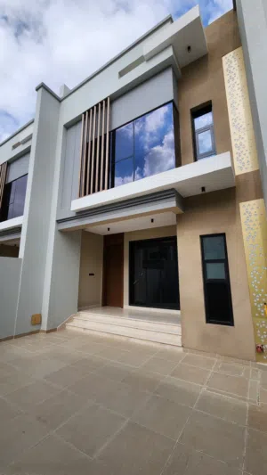 250 m2 4 Bedrooms Villa for Sale in Muscat Al Mawaleh