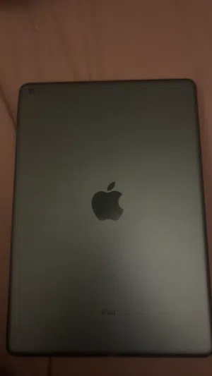 Apple iPad 7 Other in Southern Governorate
