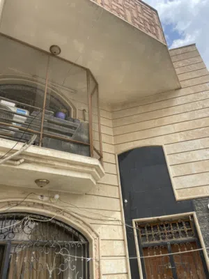 بيت 200متر طابقين للبيع خلف مستشفى الحجه طابو صرف موقع ممتاز بناء جيد جدا