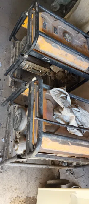 مولدات كهرباء عدد 2 بنزين