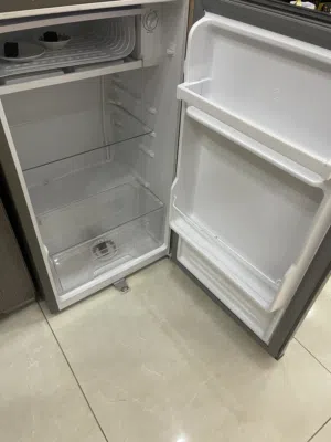 ثلاجه صغيره نوع اكما شبه جديده