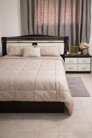 غرفة نوم للبيع في عجمان