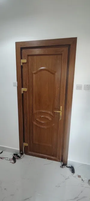 UPVC door WWE door aluminium Windows kitchen shower worker