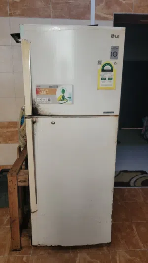 ثلاجه LG مستعمله