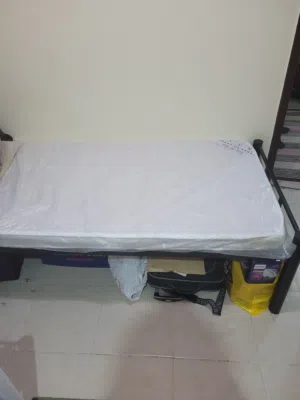 سرير فردي + مع مرتبة