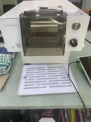 ثلاجة الآيس كريم ومكينة آيس كريم مبشور ومكينة برتقال