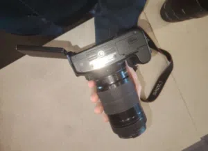عدسة: Canon 55-250mm IS STM (بحالة ممتازة) استعمال قليل جداً مع اغطيتها للبيع او للبدل بـ: Canon 24m