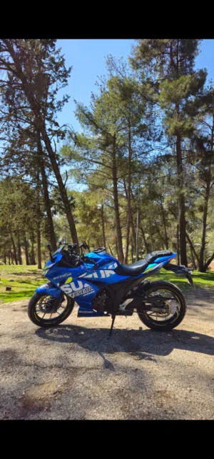 سوزوكي جيكسر 250R