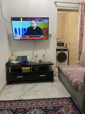 مطلوب شخص مشاركه سكن