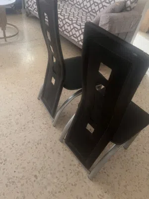 كراسي عدد 2 جلد وحديد للبيع