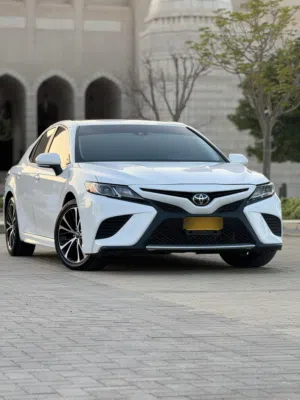 Used Toyota Camry in Al Dakhiliya
