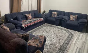 طقم كنب دب امريكي حجم كبير خشب ثقيل ليس تجاري