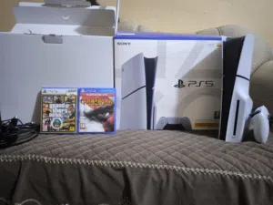 PS5 Slim الشكل الجديد الطافي انتاج 2026