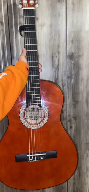 Guitars & Oud . New0