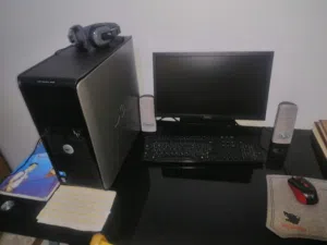 كمبيوتر DELL للبيع