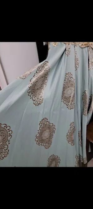 فستان ثقيل سهرة بحاله ممتازه