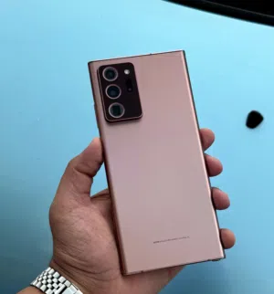 عرض خااص : Samsung note 20 ultra 256gb هواتف نظيفة جدا بحالة الوكالة بدون اي شموخ أو مشاكل مع ضمان