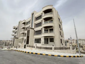 175 m2 3 Bedrooms Apartments for Sale in Amman Deir Ghbar