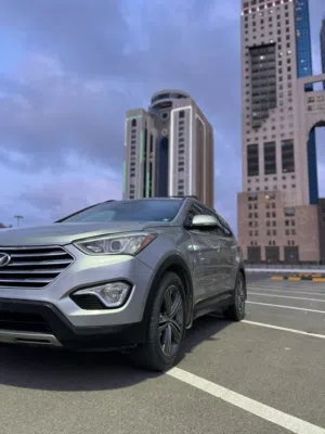 للبيع: Hyundai Santa Fe 2016 لونج  – فئة Limited