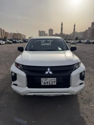 وانيت ميتسوبيشي قمارتين موديل 2020 للبيع