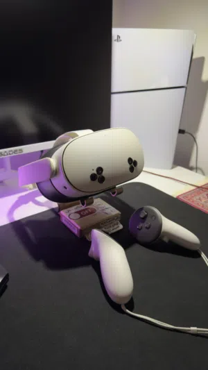للبيع Meta Quest 3S VR