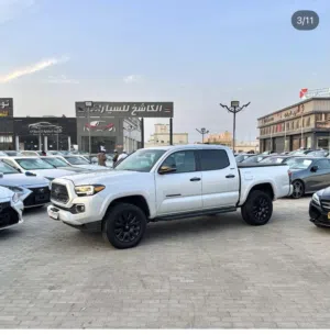 Used Toyota Tacoma in Muscat