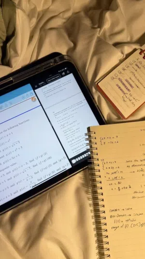 حل واجبات + أبحاث + تلخيص (جميع المواد) تسليم سريع