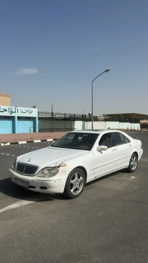 سيارة مرسيدس s500