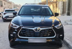 تويوتا هايلاندر XLE  اسود وارد أمريكي رقم أربيل بأسمي موديل 2024