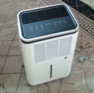 جهاز تنقية الهواء والروائح