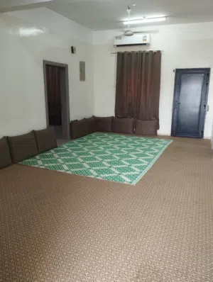 200 m2 2 Bedrooms Townhouse for Rent in Al Sharqiya Ja'alan Bani Bu Ali