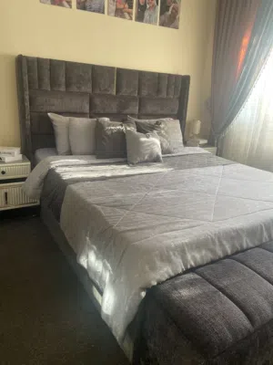 غرفة نوم للبيع