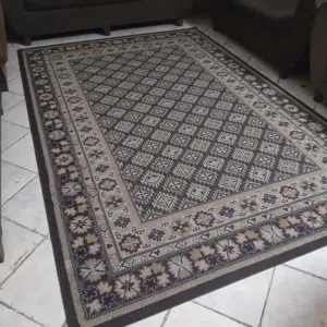 سجاد للبيع 300 ريال