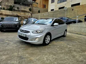 Hyundai . Accent . 2017 . New0