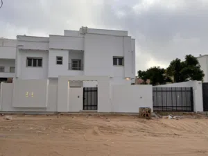 450 m2 More than 6 bedrooms Villa for Rent in Tripoli Al-Serraj