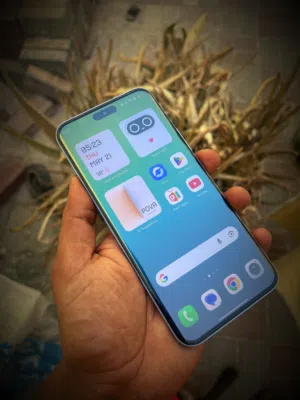 World Slimmest Phone 16GB/256GB