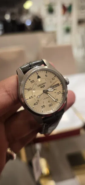 ساعة رجالية