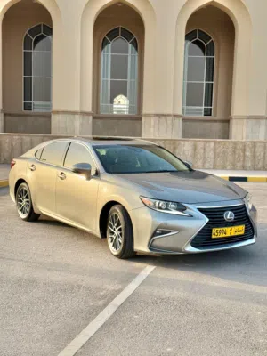 لكسز ES350     مويل 2017