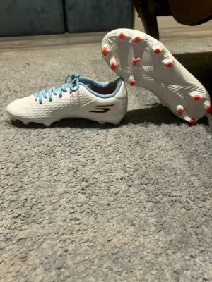 Skechers SKX 1.5 Jr Youth FG. Brand new non worn from American Miami